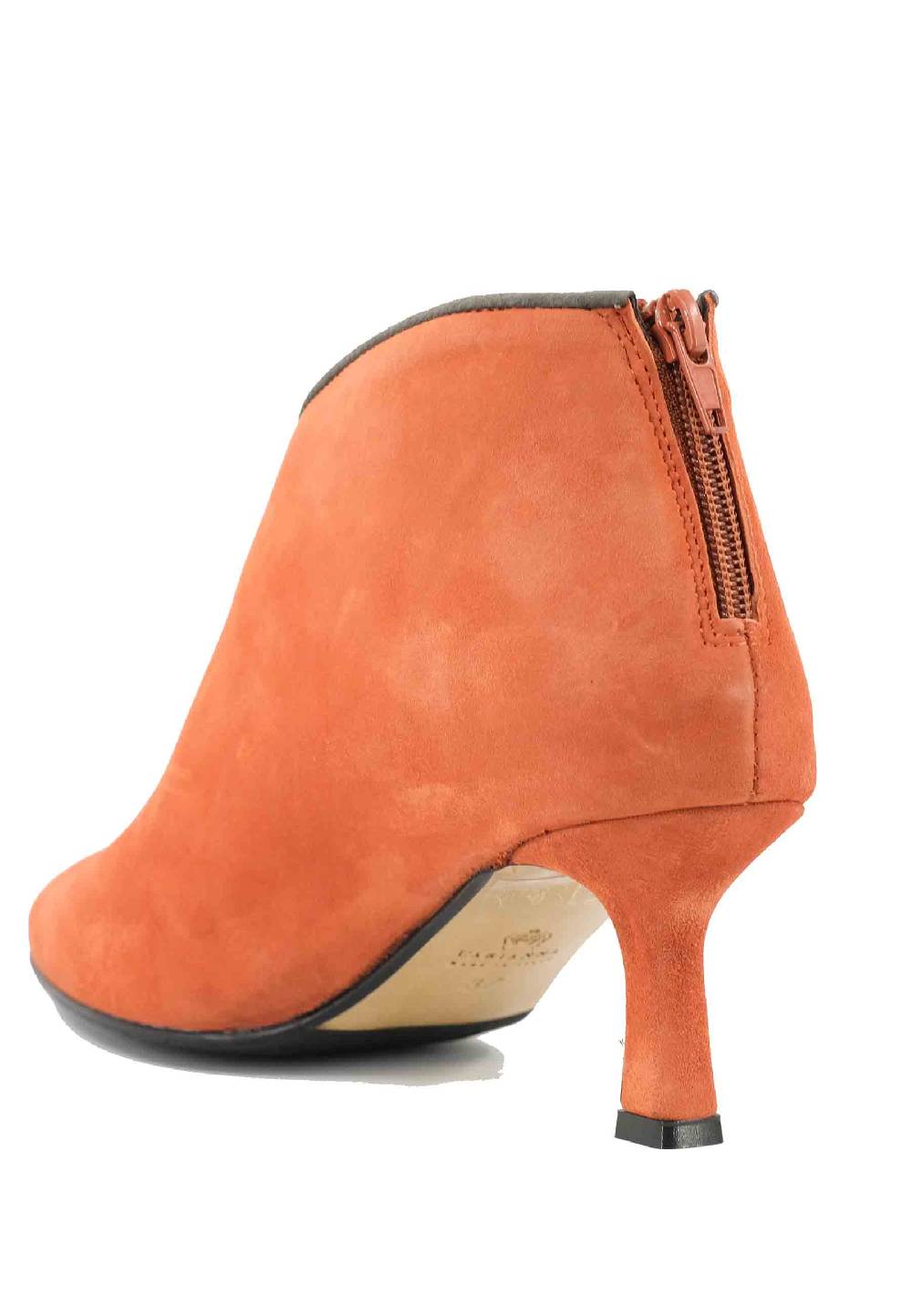 L'ARIANNA Stivaletti TR1662/RT in camoscio arancione con zip posteriore Outlet