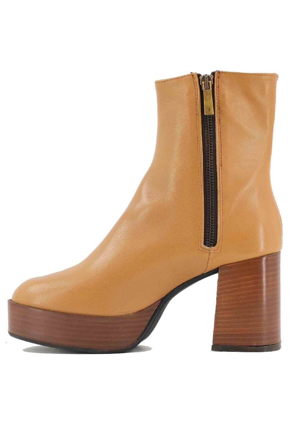 L'ARIANNA Stivaletti TR1556 in pelle senape con tacco alto e plateau con zip laterale di chiusura Vendita Calda