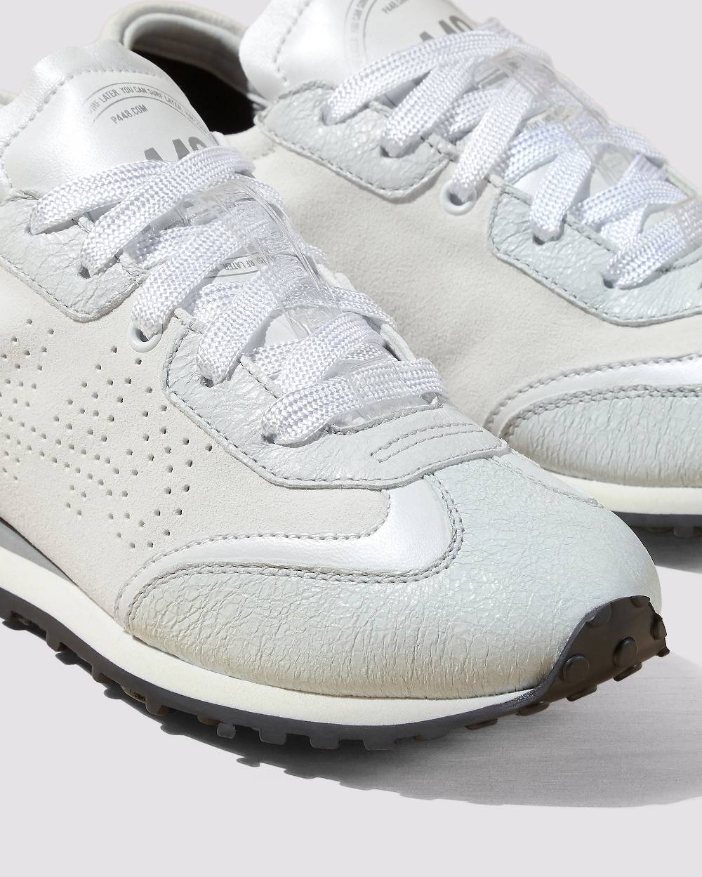 P448 Audry White Offerta natalizia