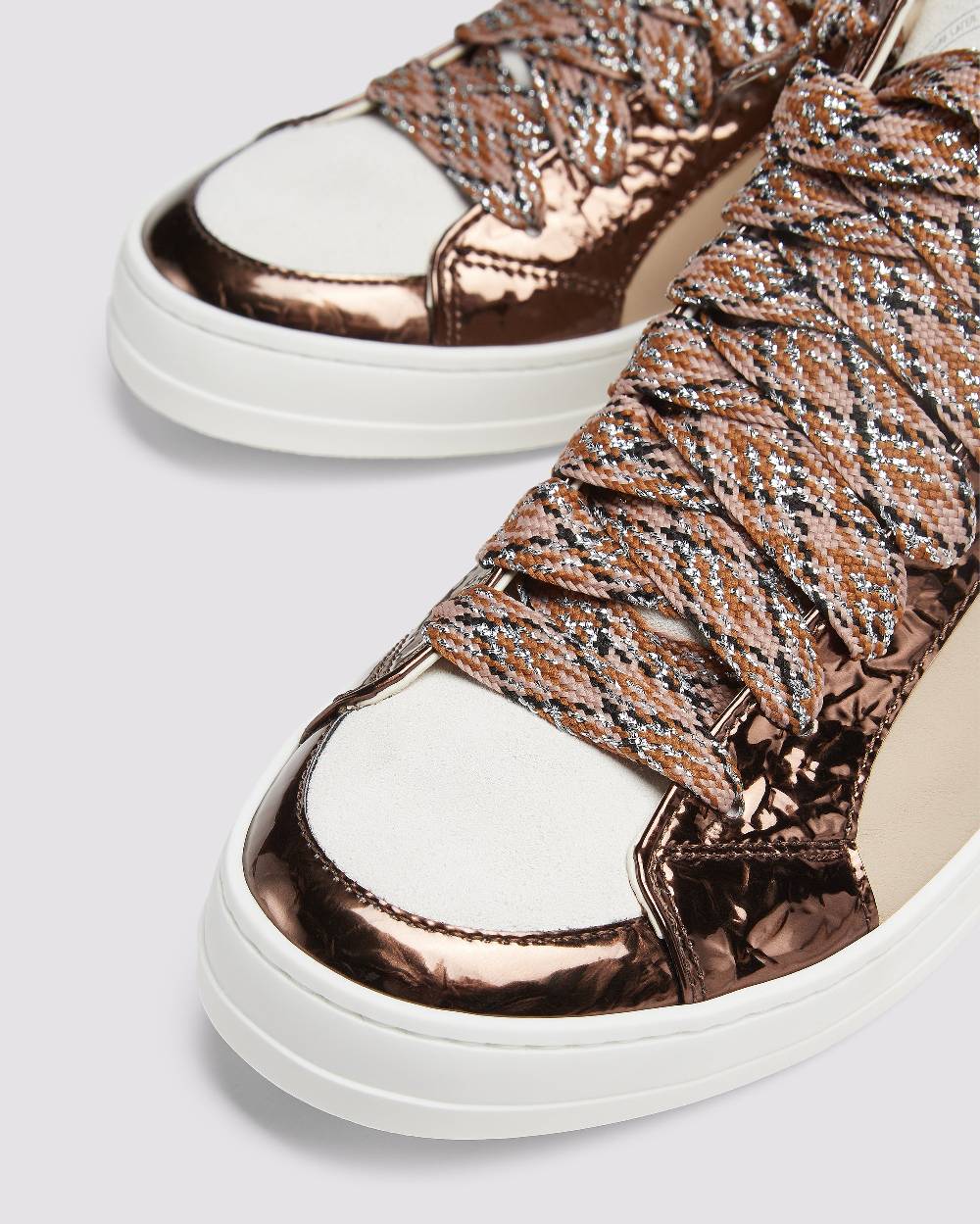 P448 Skate Bronze Offerta