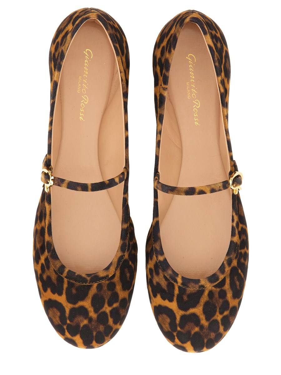 GIANVITO ROSSI BALLERINA CARLA IN SUEDE STAMPA LEOPARD Comprane uno, ottenene uno gratis