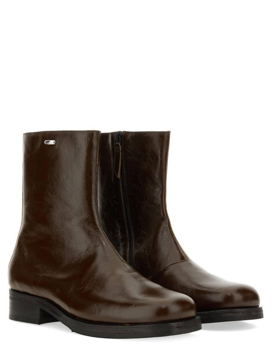 OUR LEGACY STIVALE "CAMION" IN PELLE LUCIDA In Saldo