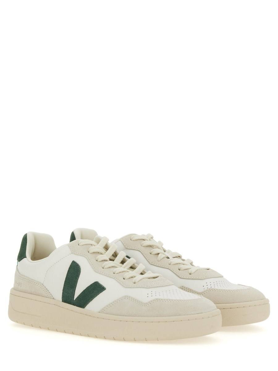 VEJA SNEAKER V-90 IN PELLE Italy