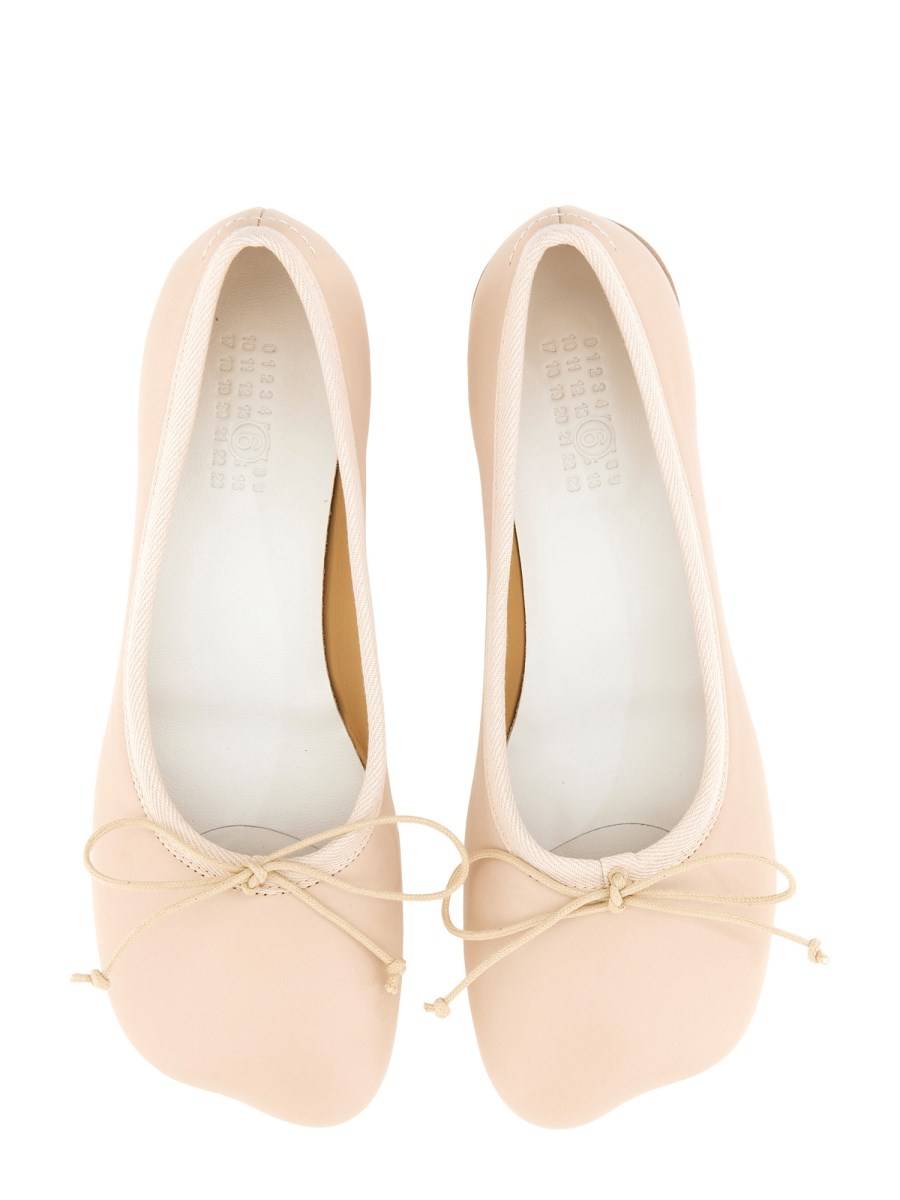 MM6 MAISON MARGIELA BALLERINE ANATOMICHE CLASSICHE IN PELLE Offerta temporanea