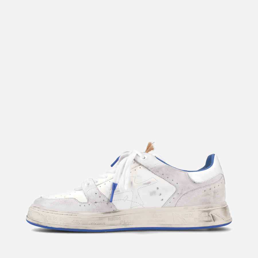 Premiata QUINN 6686 Soddisfazione Garantita