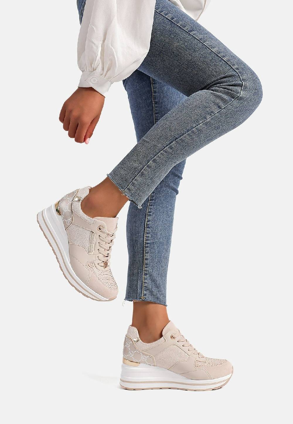 Queen Helena Sneakers X30-25