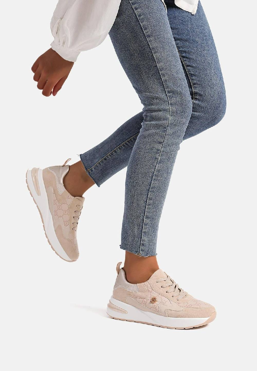 Queen Helena Sneakers X30-4 2025