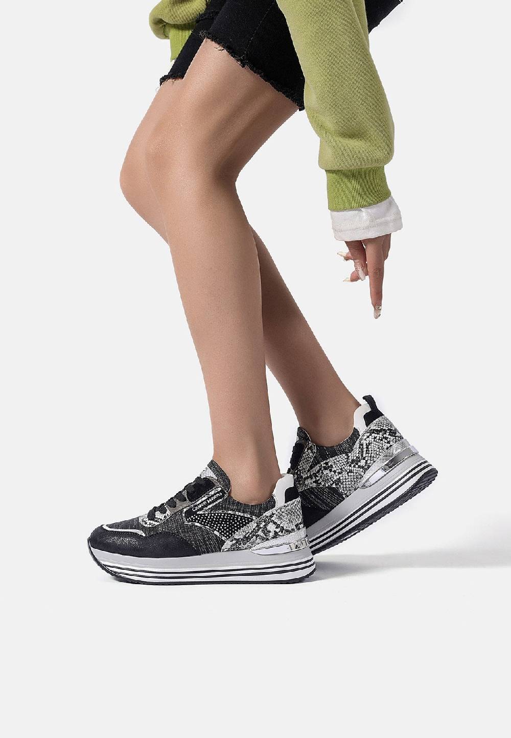 Queen Helena Sneakers - X28-28 Black Friday Prezzi