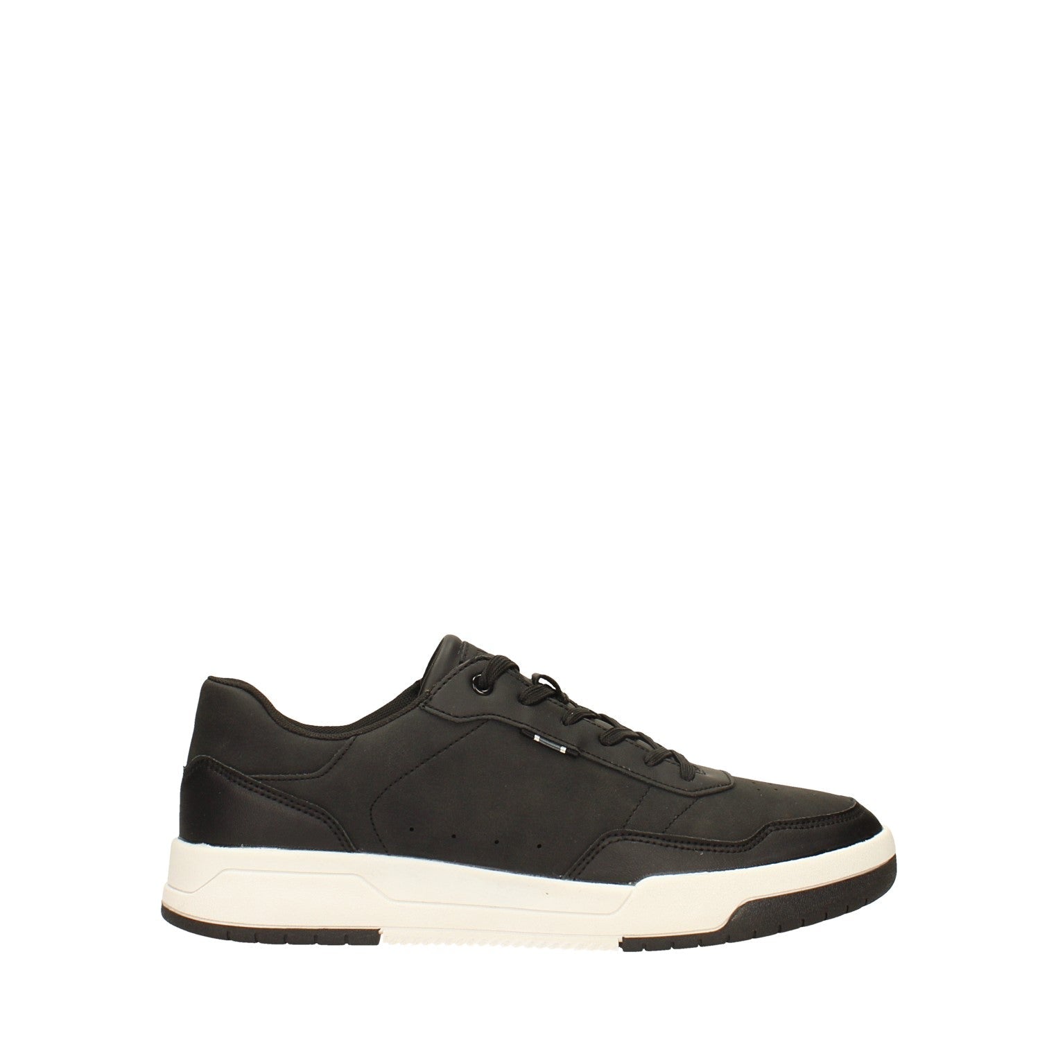 Tata Italia Sneakers basse con suola bianca a contrasto