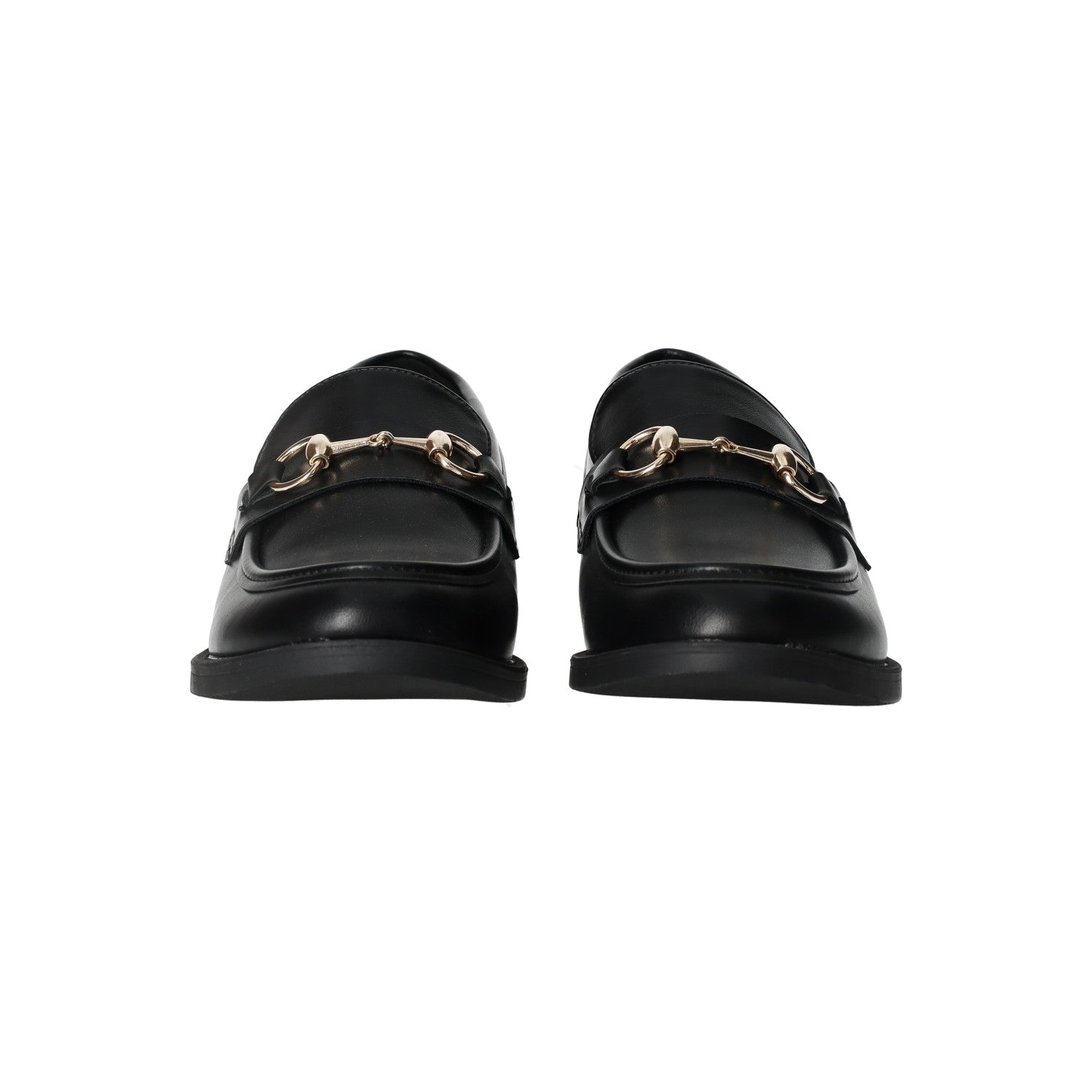 Tata Italia Mocassini con fibbia dorata. Tacco alto 3cm Outlet