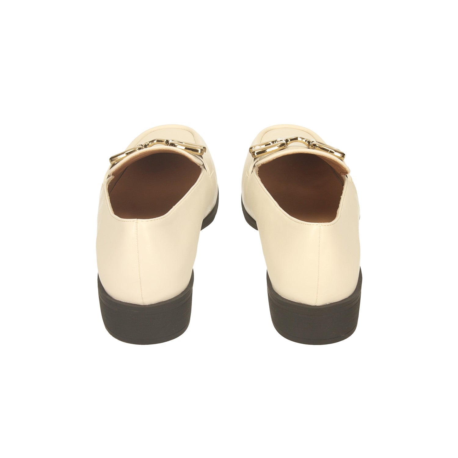 Tata Italia Mocassini neri con fibbia dorata. Tacco alto 3cm Sconto