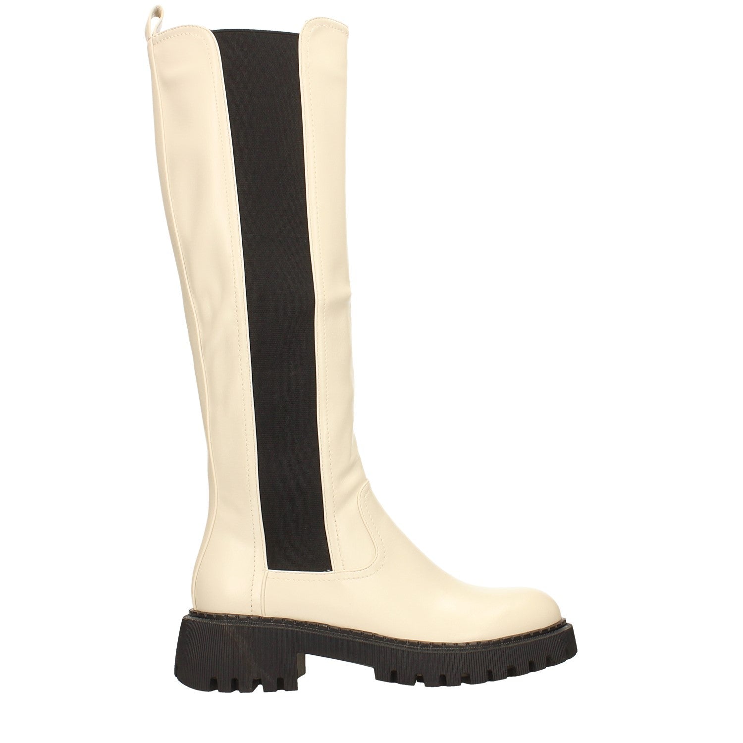 Tata Italia Stivali con suola carrarmato. Tacco alto 4.5cm Offerta
