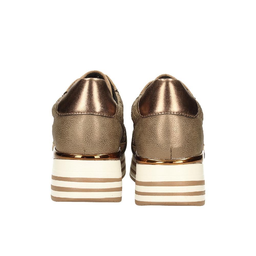 Tata Italia Sneakers metalassé con borchie Sconti VIP