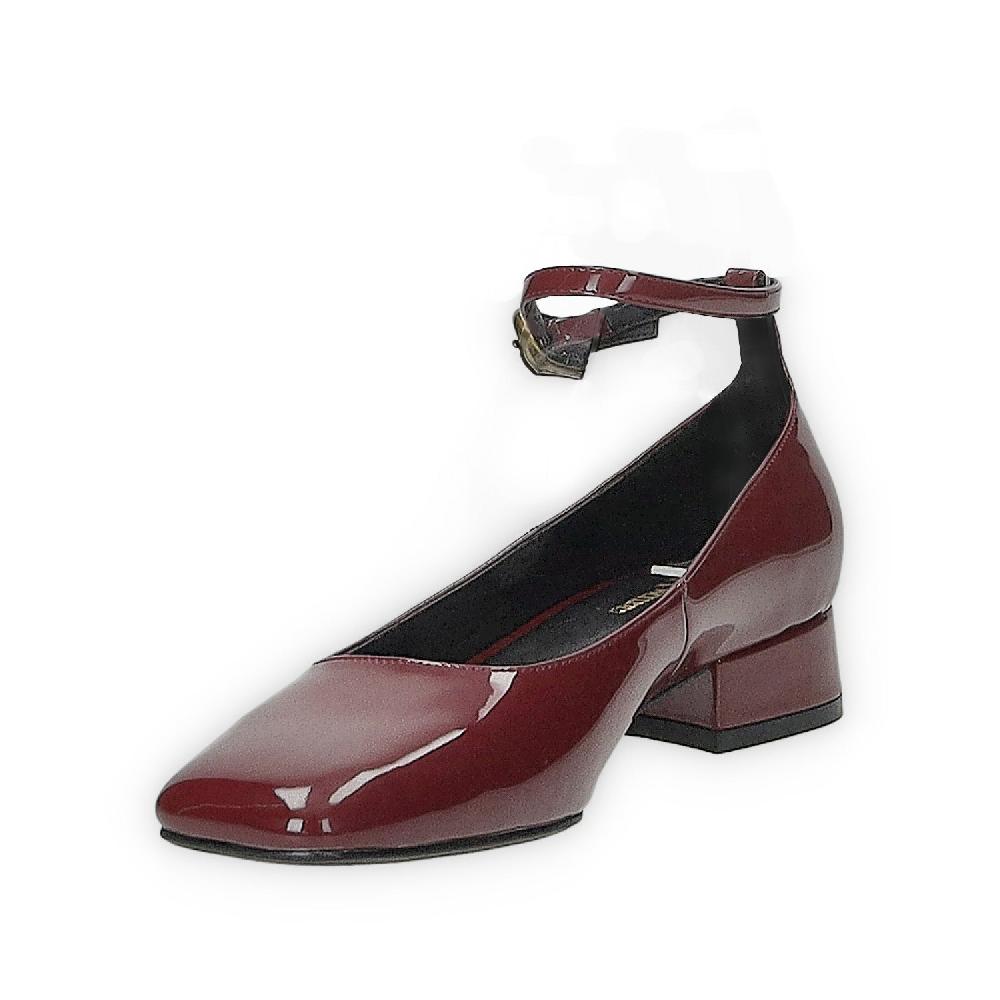 Tata Italia Décolleté in vernice con tacco di 2.5cm Flash Sale