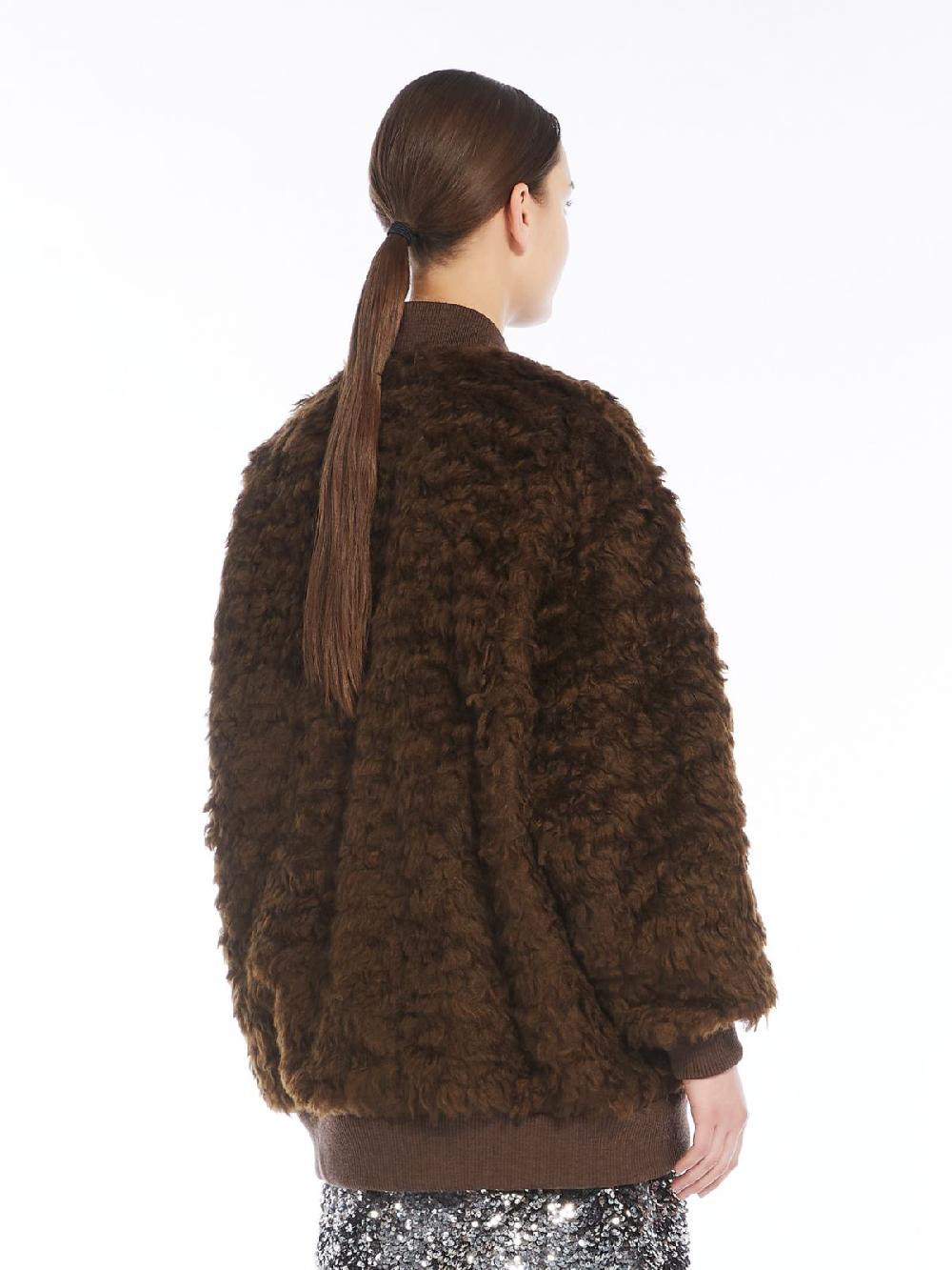 Weekend Bomber corto in tessuto furry Sottocosto