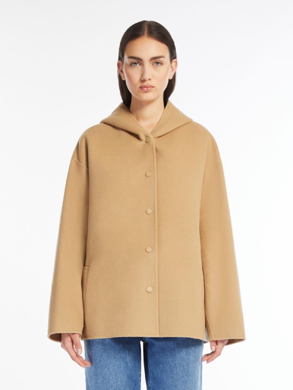 Weekend Cappotto in lana con cappuccio Negozio