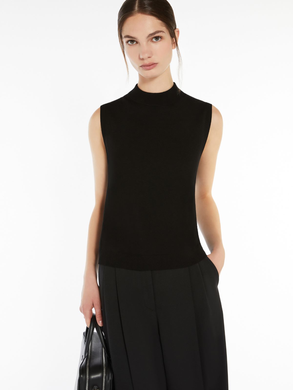 Weekend Top in filato di viscosa stretch Outlet